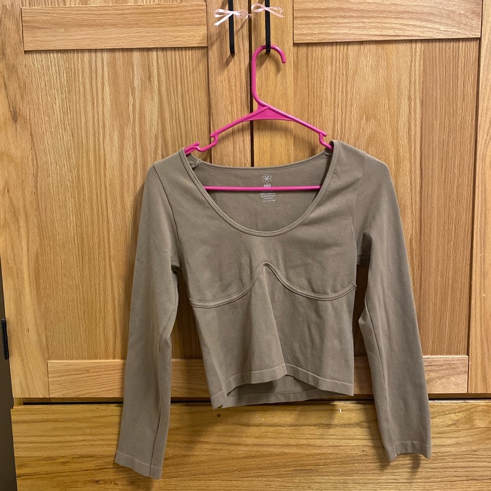 long sleeve going out top